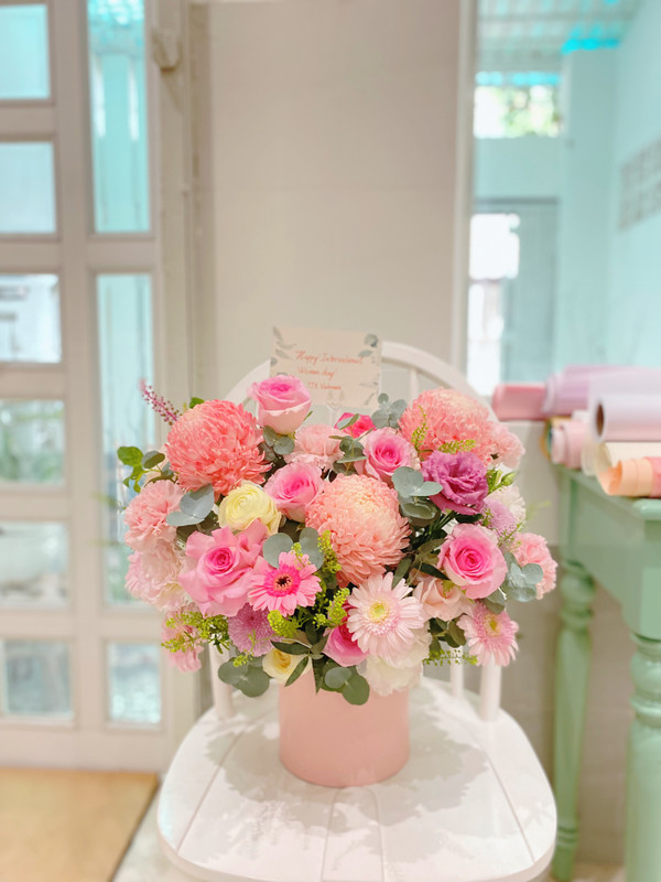 Hoa sinh nhật - Giỏ hoa chúc mừng màu hồng