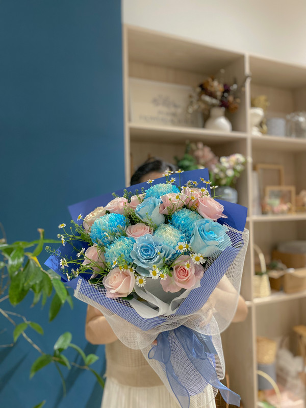 Bó hoa tone xanh dương tặng sinh nhật