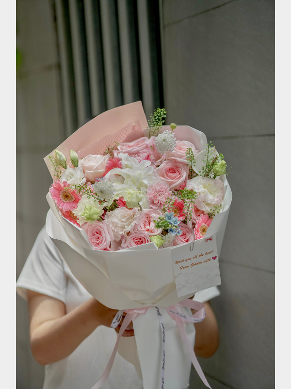 Bó hoa sinh nhật - Bó hoa trắng hồng dễ thương tặng sinh nhật bạn gái