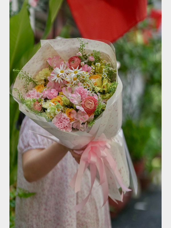 Bó hoa mix mùa hạ tặng sinh nhật bạn