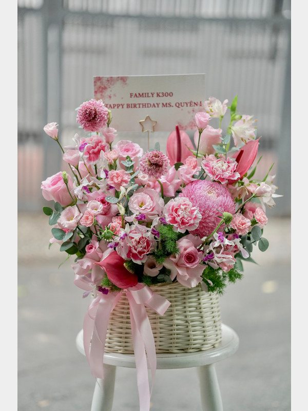 [Hoa 20/11] Giỏ hoa sinh nhật tặng mẹ, tặng vợ sang trọng