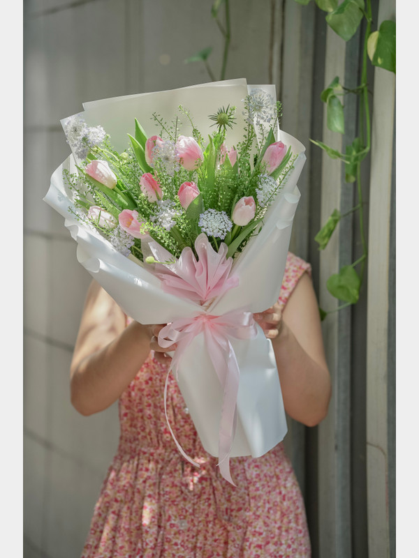 Hoa sinh nhật - bó hoa tulip hồng nhạt tặng sếp