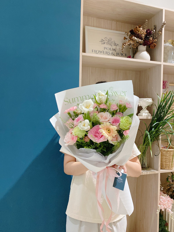 Hoa sinh nhật - Bó hoa tulip trắng hồng