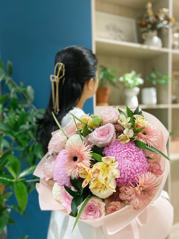 Bó hoa hồng pastel