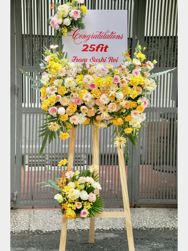 Kệ hoa chúc mừng - Kệ hoa chúc mừng sang trọng