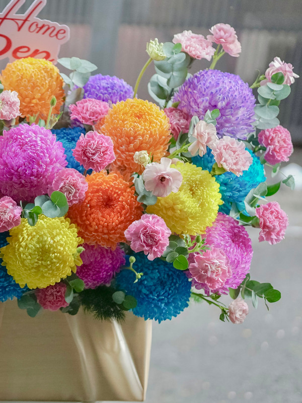 Hoa cúc mẫu đơn - Giỏ hoa cúc mẫu đơn tặng khách hàng VIP