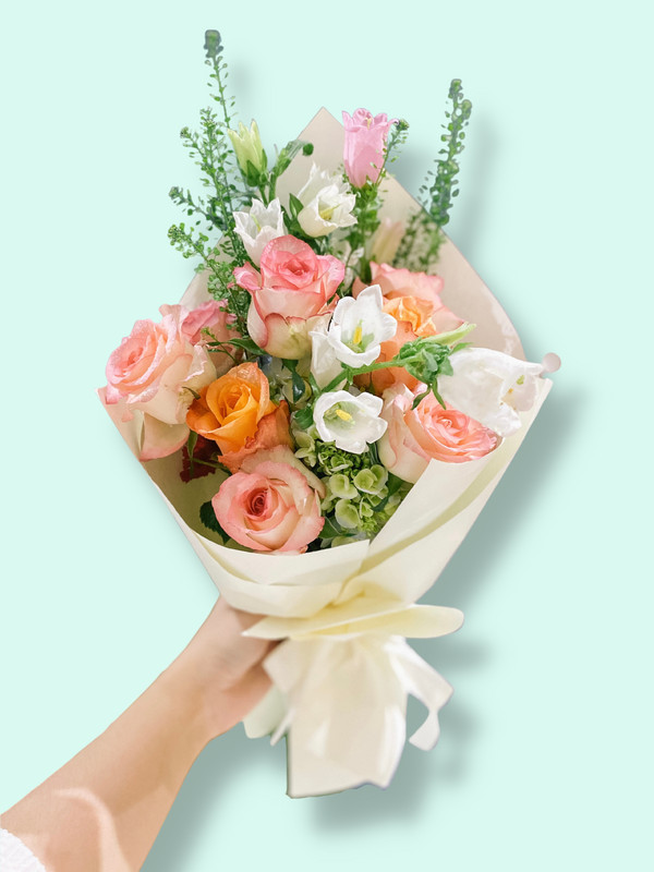 Bó hoa sinh nhật tú cầu mix hoa hồng - Hoa 8/3