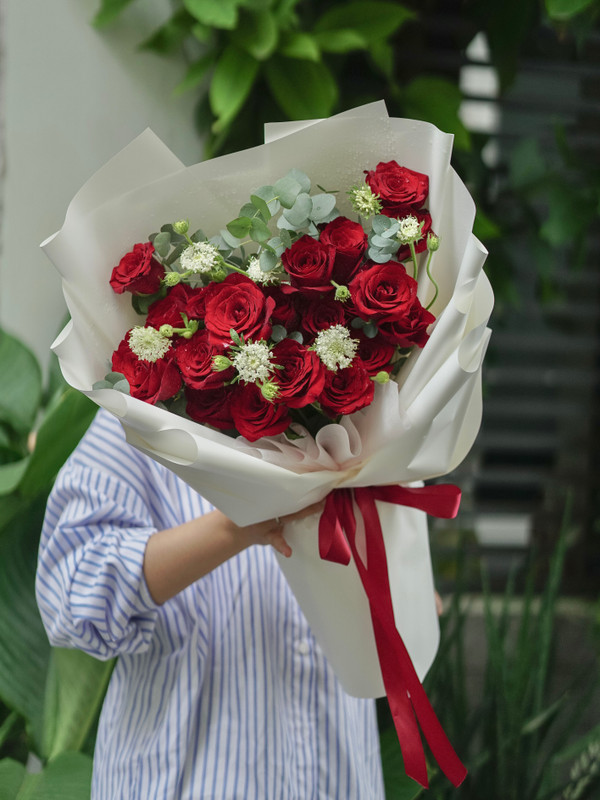 Bó hoa hồng đỏ sang trọng tặng sinh nhật 