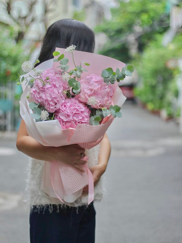 Hoa sinh nhật - bó hoa tú cầu hồng - Bó hoa tú cầu tặng phái đẹp dịp sinh nhật