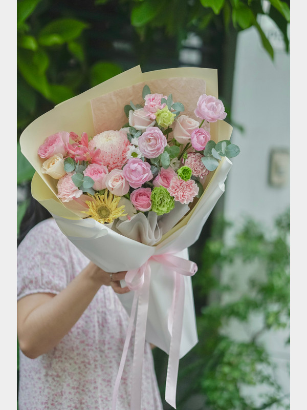 Bó hoa sinh nhật tươi đẹp tặng bạn bè