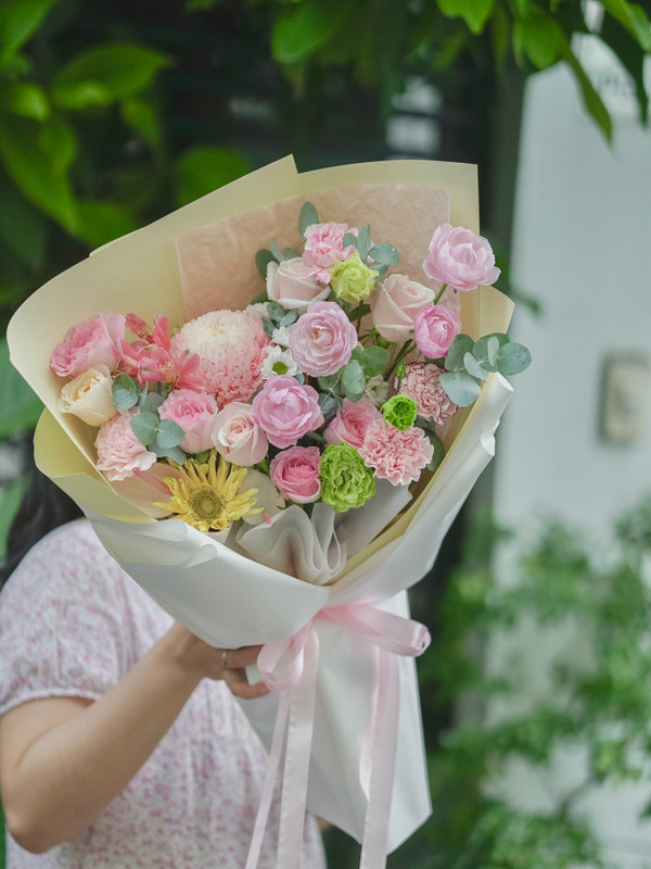 Bó hoa sinh nhật tươi đẹp tặng bạn bè