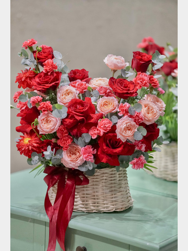 [Hoa 20/11] Giỏ hoa sinh nhật sếp - Giỏ hoa đỏ cam tặng sếp nam