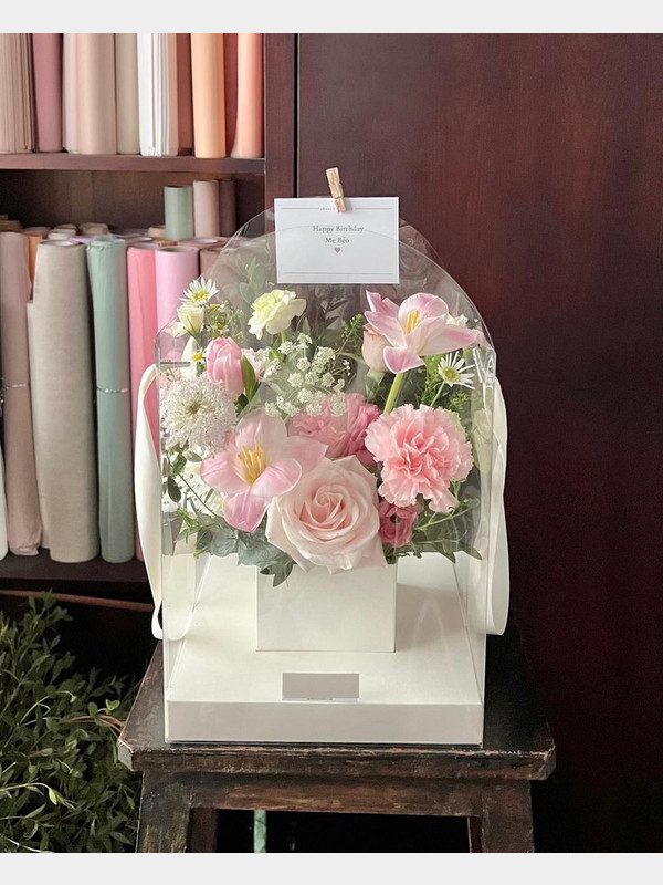 Túi hoa tulip hồng cam nữ tính - Giỏ hoa tặng sinh nhật