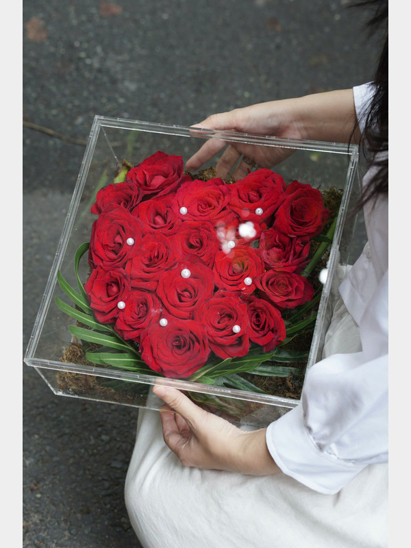 Hộp hoa thiết kế - Hộp hoa hồng đỏ trái tim tặng người yêu