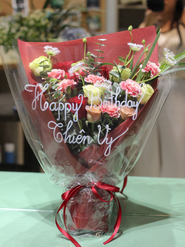 Hoa tốt nghiệp - Bó hoa hồng đỏ mix cẩm chướng sang trọng