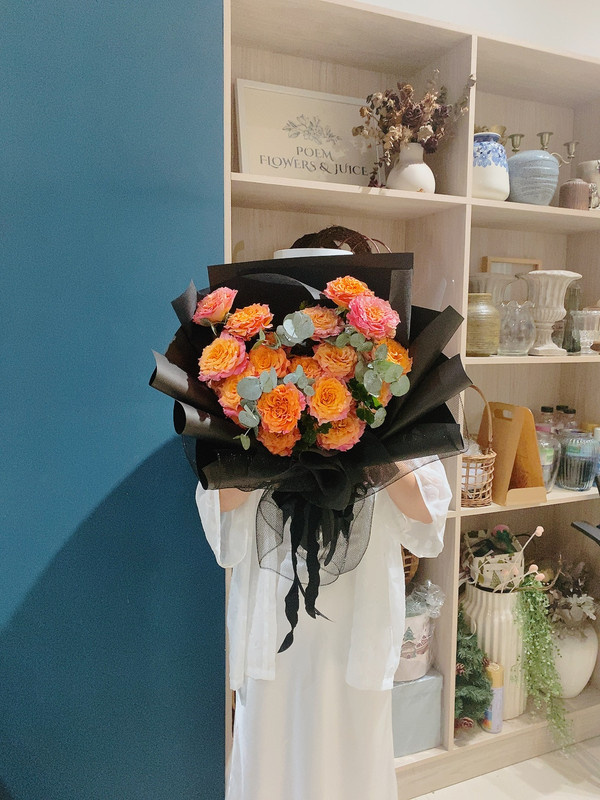 Bó hoa sinh nhật nam - Bó hoa hồng cam tặng sếp nam