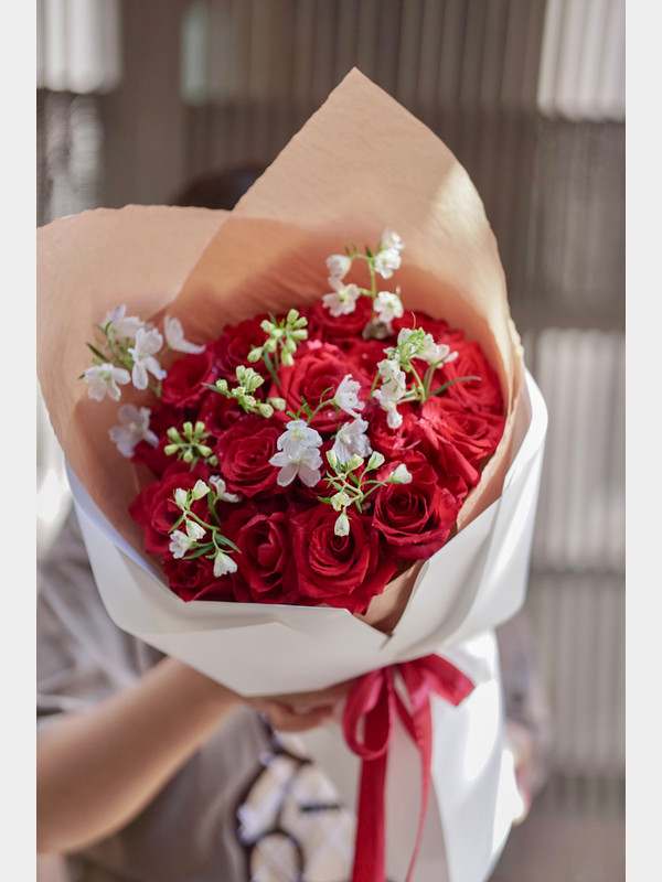 Bó hoa hồng đỏ dáng tròn tặng sinh nhật