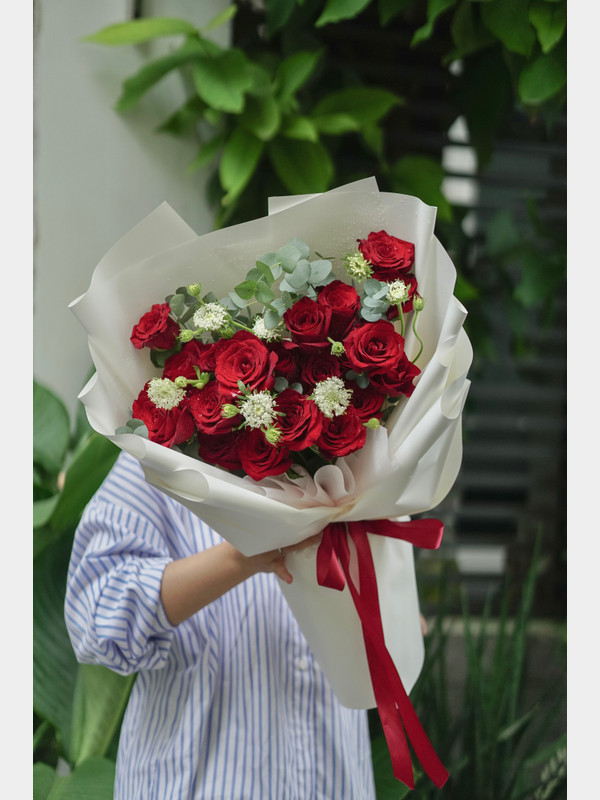 Bó hoa hồng đỏ sang trọng tặng sinh nhật