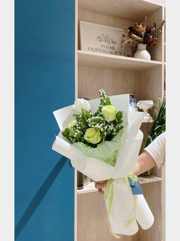 Hoa tặng người yêu - Bó hoa tulip trắng - hoa xin lỗi