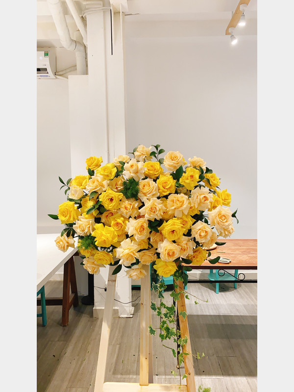 Kệ hoa chúc mừng 06