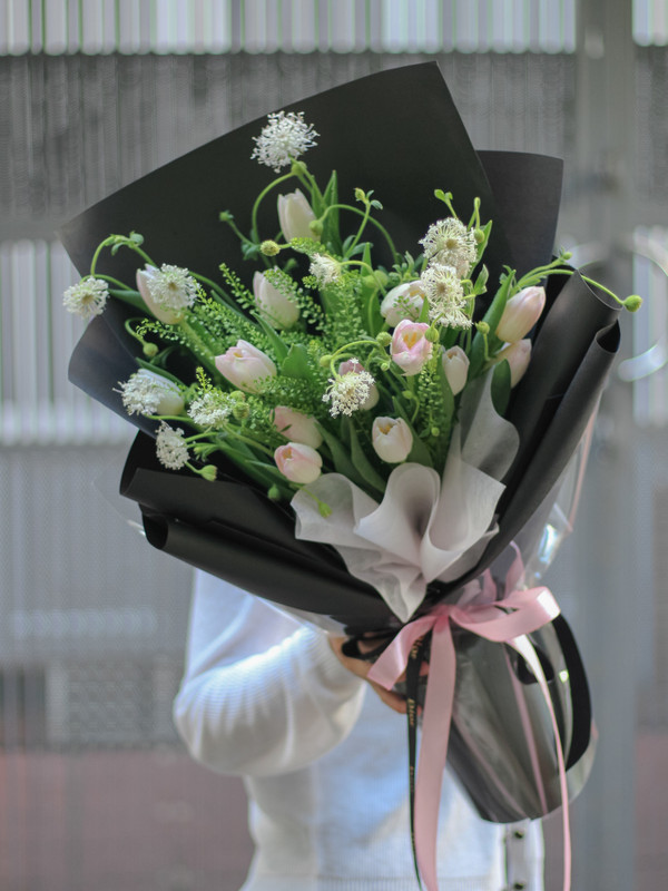 Hoa tulip hồng - Bó hoa tulip tặng sinh nhật người yêu, sang trọng độc đáo