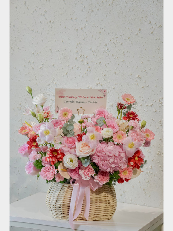 Giỏ hoa sang trọng tặng sếp