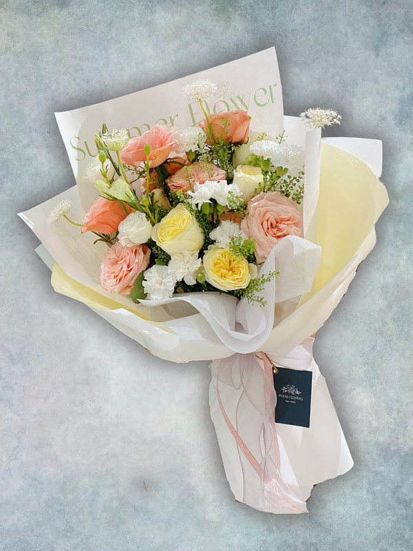 Hoa tặng người thương - Bó hoa hồng cam nhạt