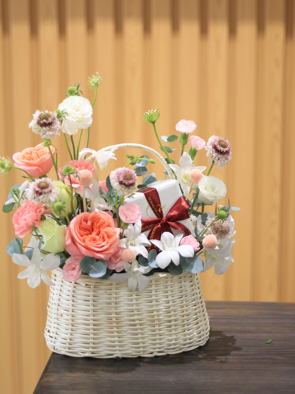 Hoa sinh nhật - Giỏ hoa thiết kế (không kèm quà tặng)