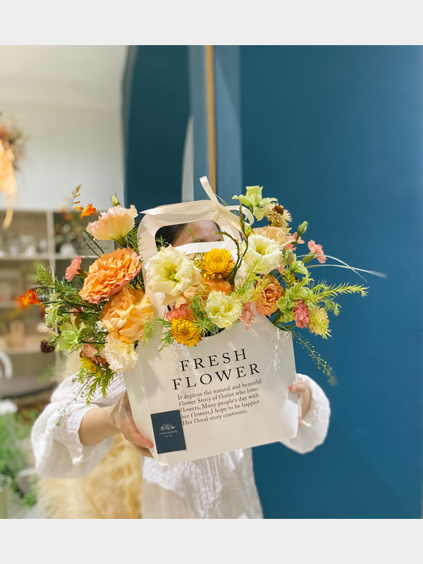 Hộp hoa hồng cam