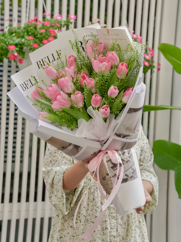Bó hoa tulip 20 cành tặng vợ
